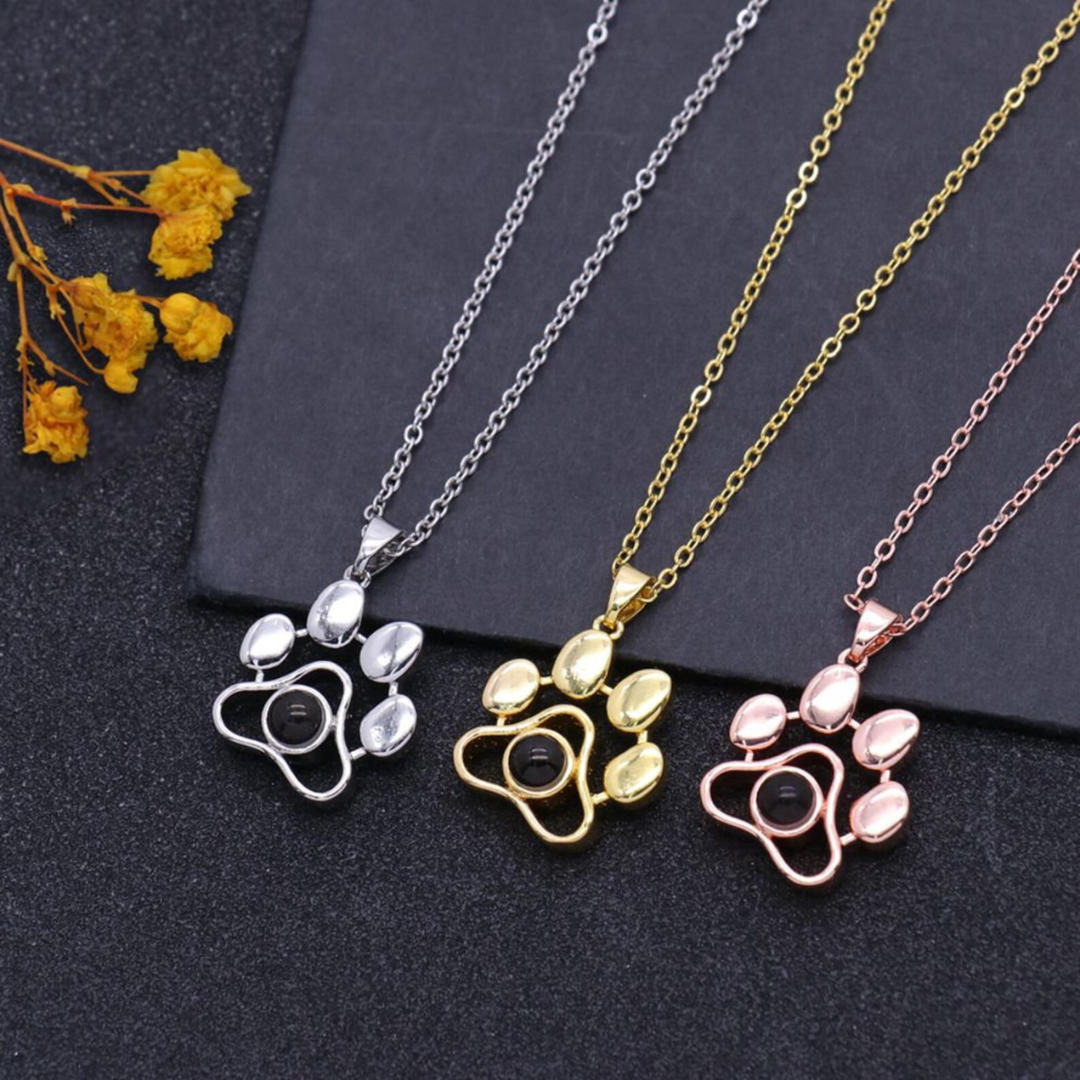Collar con Proyección Personalizada